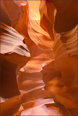 Verwundener Weg im Upper Antelope Canyon, Arizona (USA)<br />Nikon D3x mit AF-S NIKKOR 24-70 mm 1:2,8G
